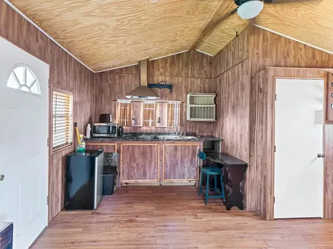 26 W Austin Street Bellville TX 77418