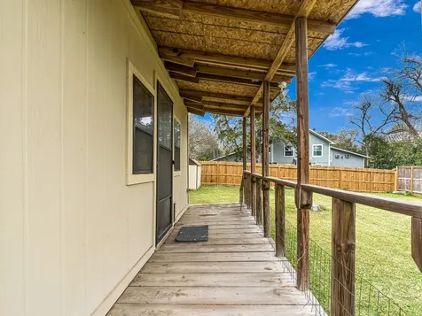 26 W Austin Street Bellville TX 77418