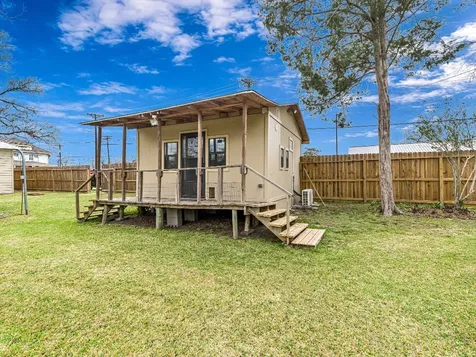 26 W Austin Street Bellville TX 77418