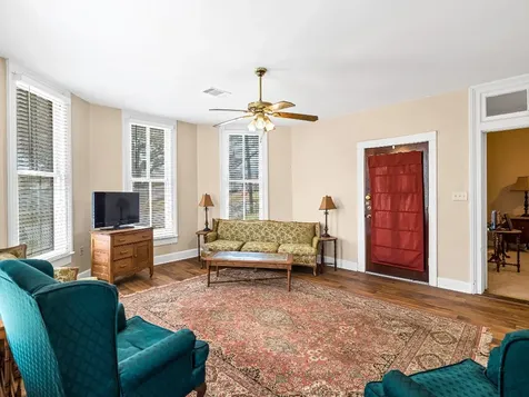 26 W Austin Street Bellville TX 77418