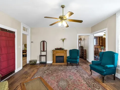 26 W Austin Street Bellville TX 77418