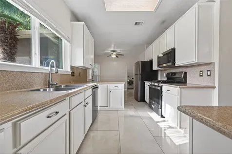 6710 Creek Village Drive Katy TX 77449