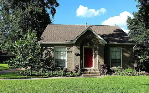 411 Graceland Street Houston TX 77009