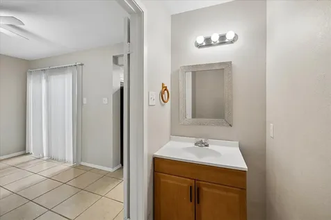 2 Goldthread Court The Woodlands TX 77381