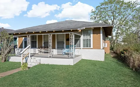 1027 13th Street Port Arthur TX 77640
