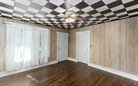 1027 13th Street Port Arthur TX 77640