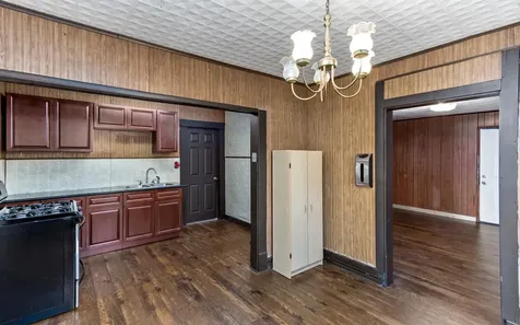 1027 13th Street Port Arthur TX 77640
