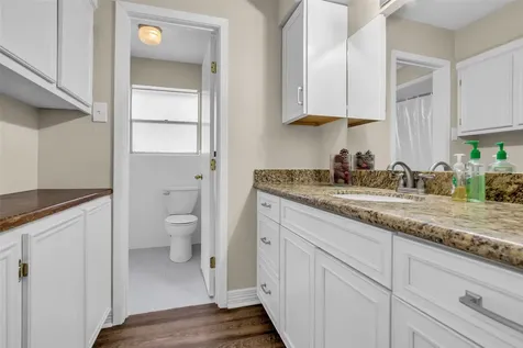 4801 Summer Lane Baytown TX 77521