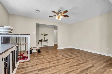 4801 Summer Lane Baytown TX 77521