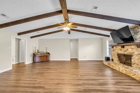 4801 Summer Lane Baytown TX 77521