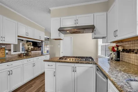 4801 Summer Lane Baytown TX 77521