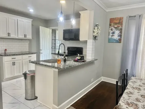 19 4th Avenue N Texas City TX 77590