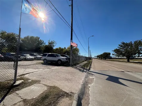 3002 Airport Boulevard Houston TX 77051