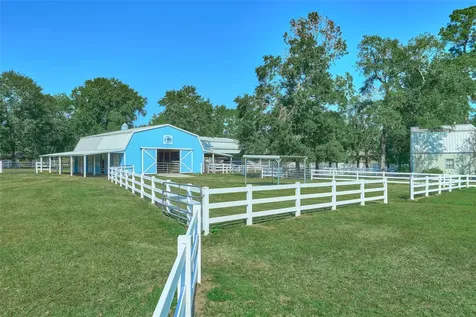 28207 Dobbin Huffsmith Road Magnolia TX 77354