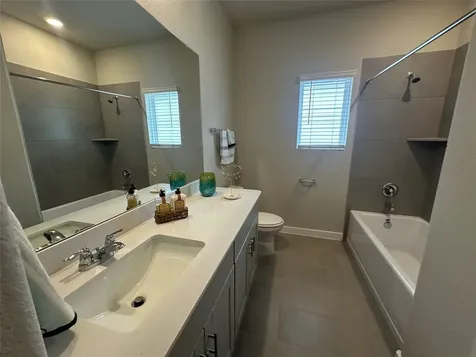 3110 Valley Peak Drive Houston TX 77063