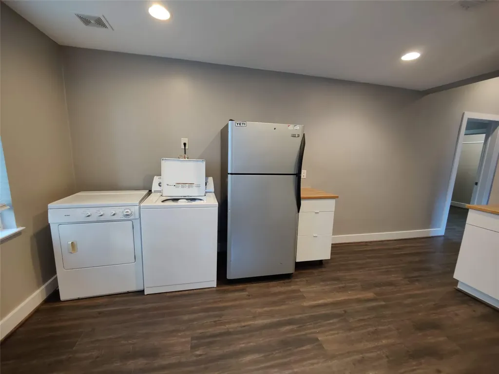 711 Graham Place A Austin TX 78705