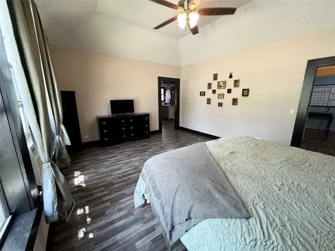505 N 6th Street Silsbee TX 77656