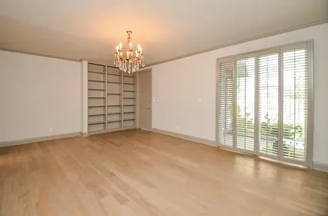 6 River Hollow Lane Houston TX 77027