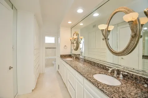6 River Hollow Lane Houston TX 77027