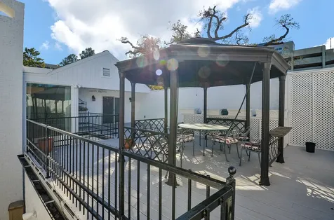 6 River Hollow Lane Houston TX 77027