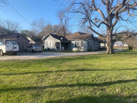 3015 N Main Street Stafford TX 77477