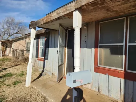 203 Pecan Street Levelland TX 79336