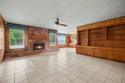 2208 Wyoming Street Baytown TX 77520