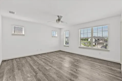 1512 Harvest Vine Court Friendswood TX 77546