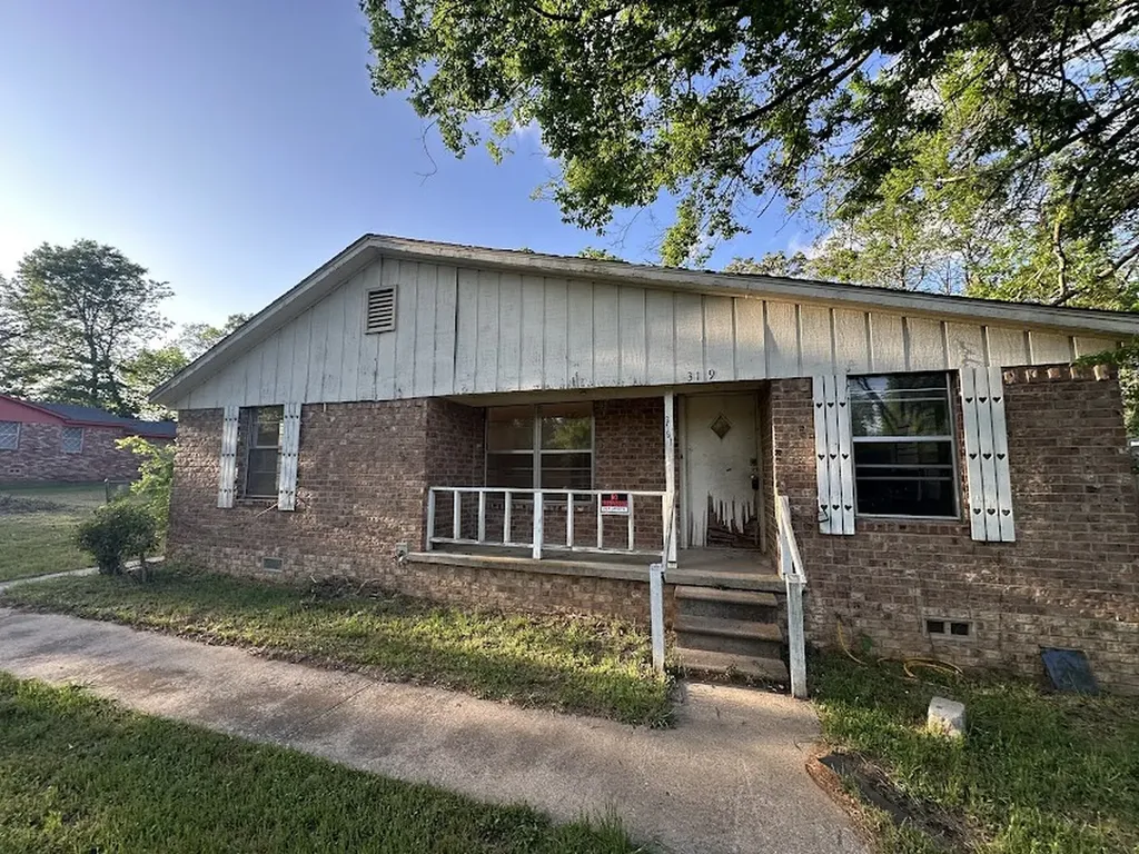 2319 Luther Street Tyler TX 75701