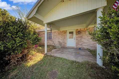 1195 Us Highway 96 N Pineland TX 75968