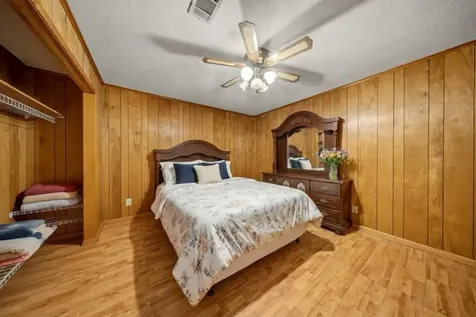 1195 Us Highway 96 N Pineland TX 75968