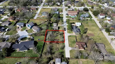 3122 & 3124 Carlisle Street La Porte TX 77571