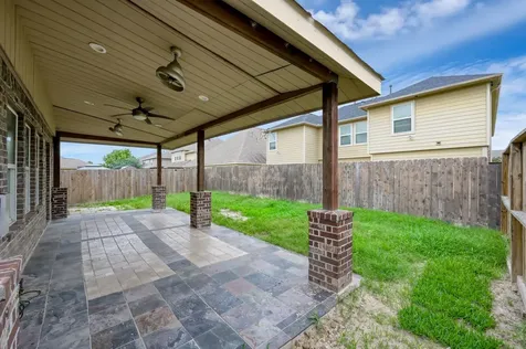 9997 Hyacinth Way Conroe TX 77385