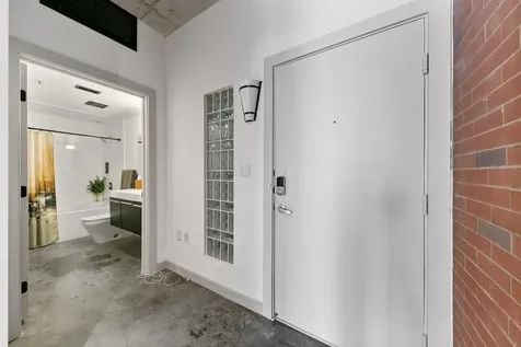 2000 Bagby Street 13420 Houston TX 77002