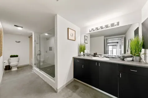 2000 Bagby Street 13420 Houston TX 77002