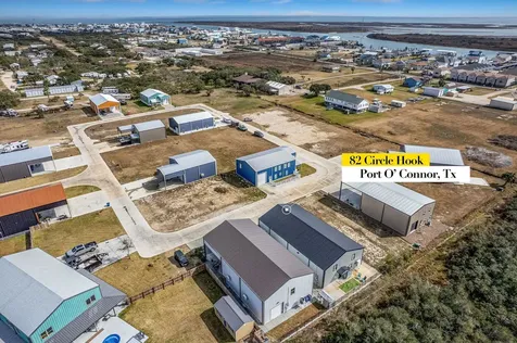 82 Circle Hook Port O Connor TX 77982