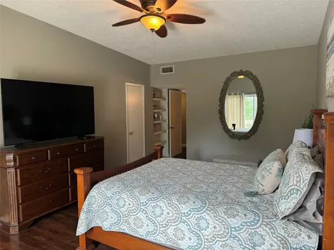 2550 Sam Rayburn Parkway B-6 Brookeland TX 75931