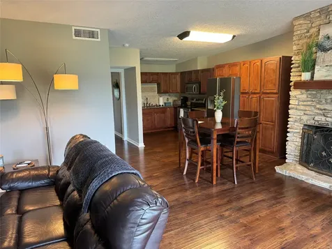 2550 Sam Rayburn Parkway B-6 Brookeland TX 75931