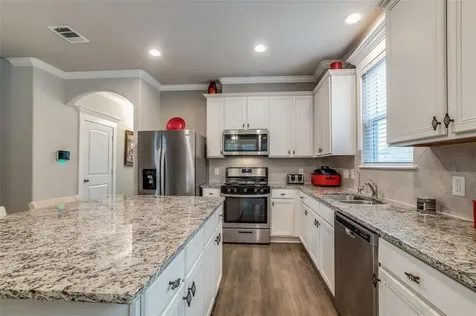 4258 Mcgregor Bluff Lane Conroe TX 77304