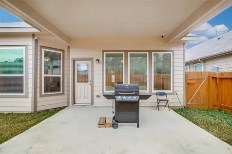 4258 Mcgregor Bluff Lane Conroe TX 77304