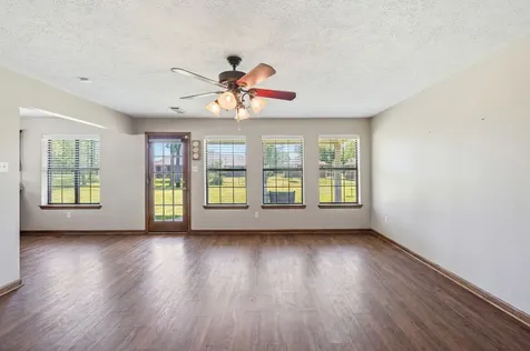 5922 Redfish Run Baytown TX 77523
