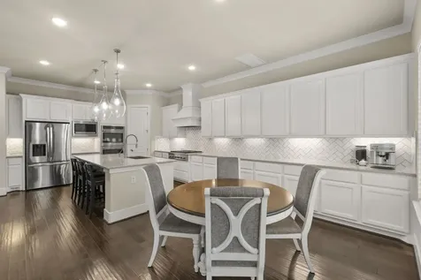 6010 Nowlands Run Lane Sugar Land TX 77479