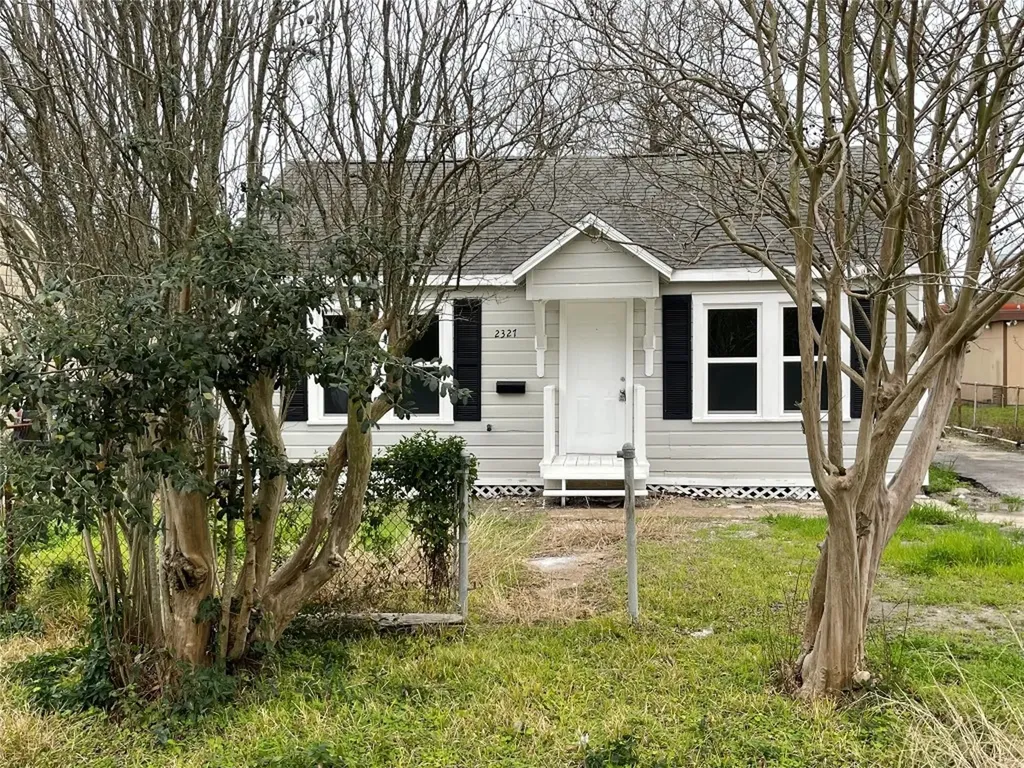 2327 4th Avenue N Texas City TX 77590