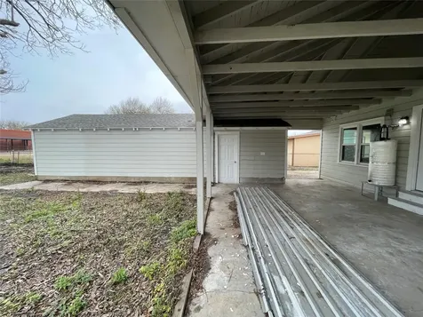 2327 4th Avenue N Texas City TX 77590