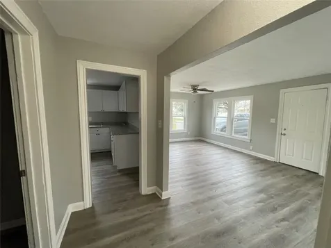 2327 4th Avenue N Texas City TX 77590