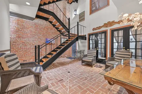 217 Tremont Street Galveston TX 77550
