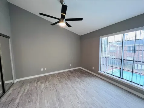 2121 El Paseo Street 2204 Houston TX 77054