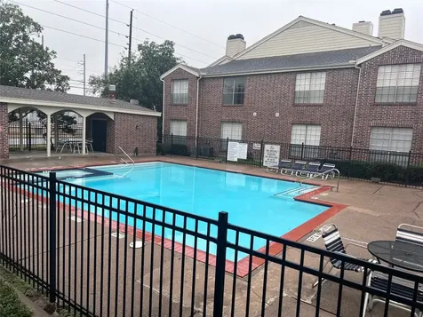 2121 El Paseo Street 2204 Houston TX 77054
