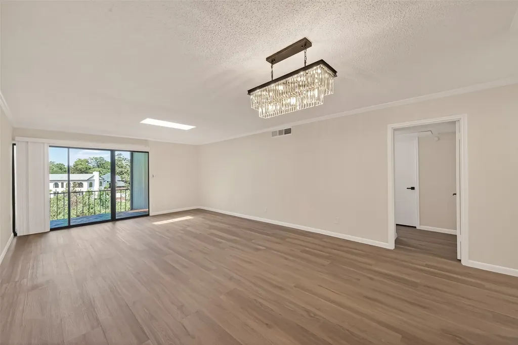 6547 Bayou Glen Road Houston TX 77057