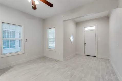 7133 Avenue C Houston TX 77011